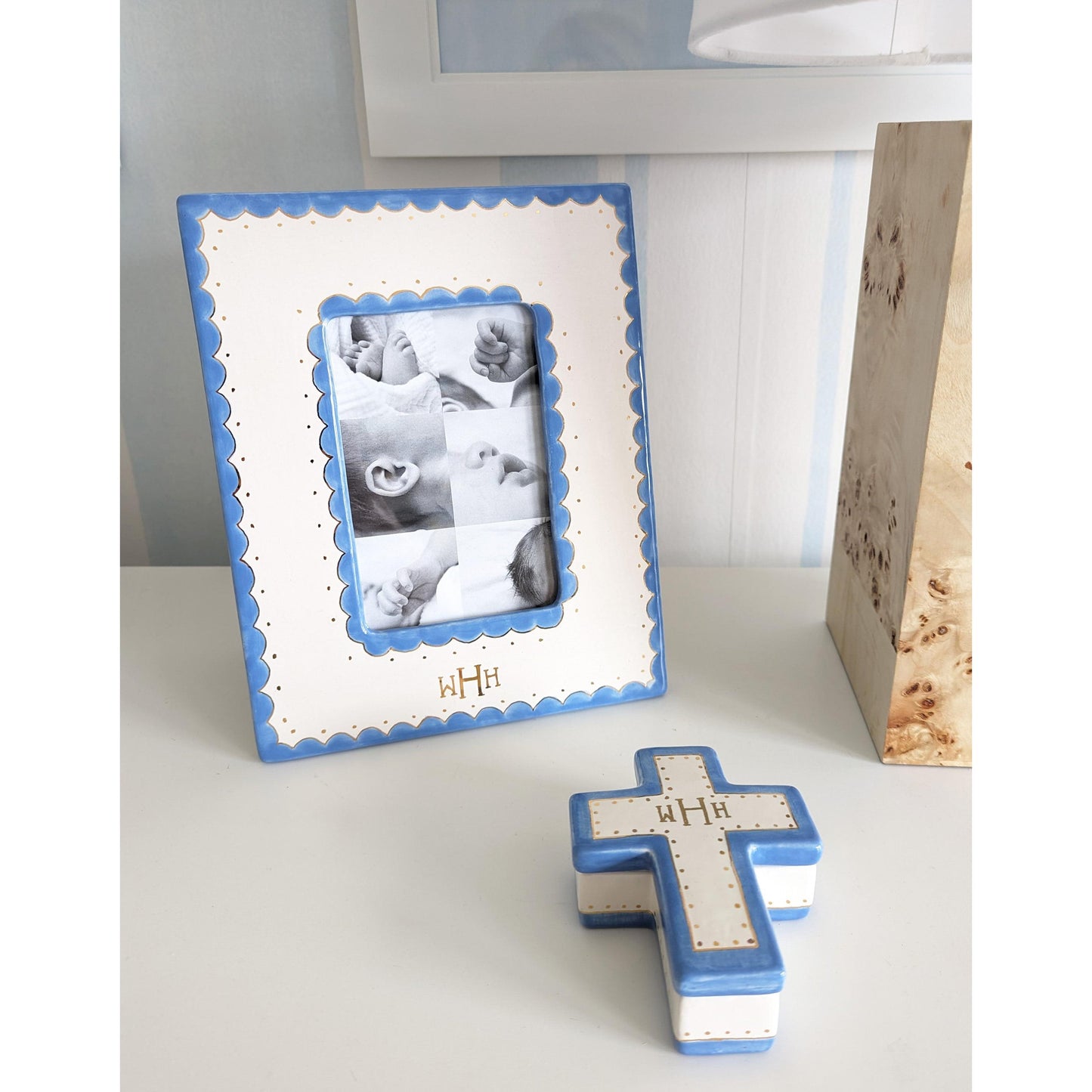 Scallop Monogrammed Photo Frame