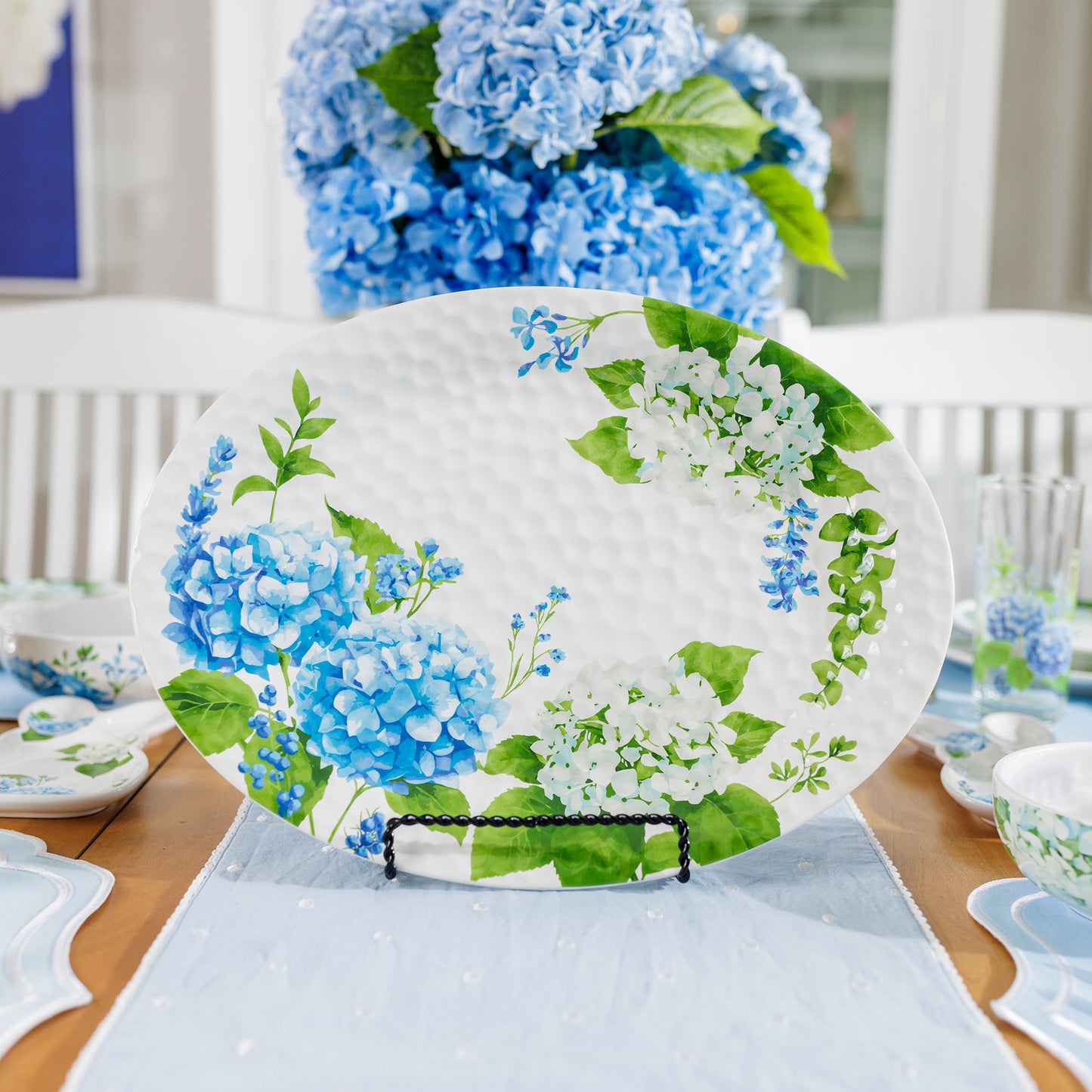 Hydrangea 18 Inch Oval Platter Temp-tations