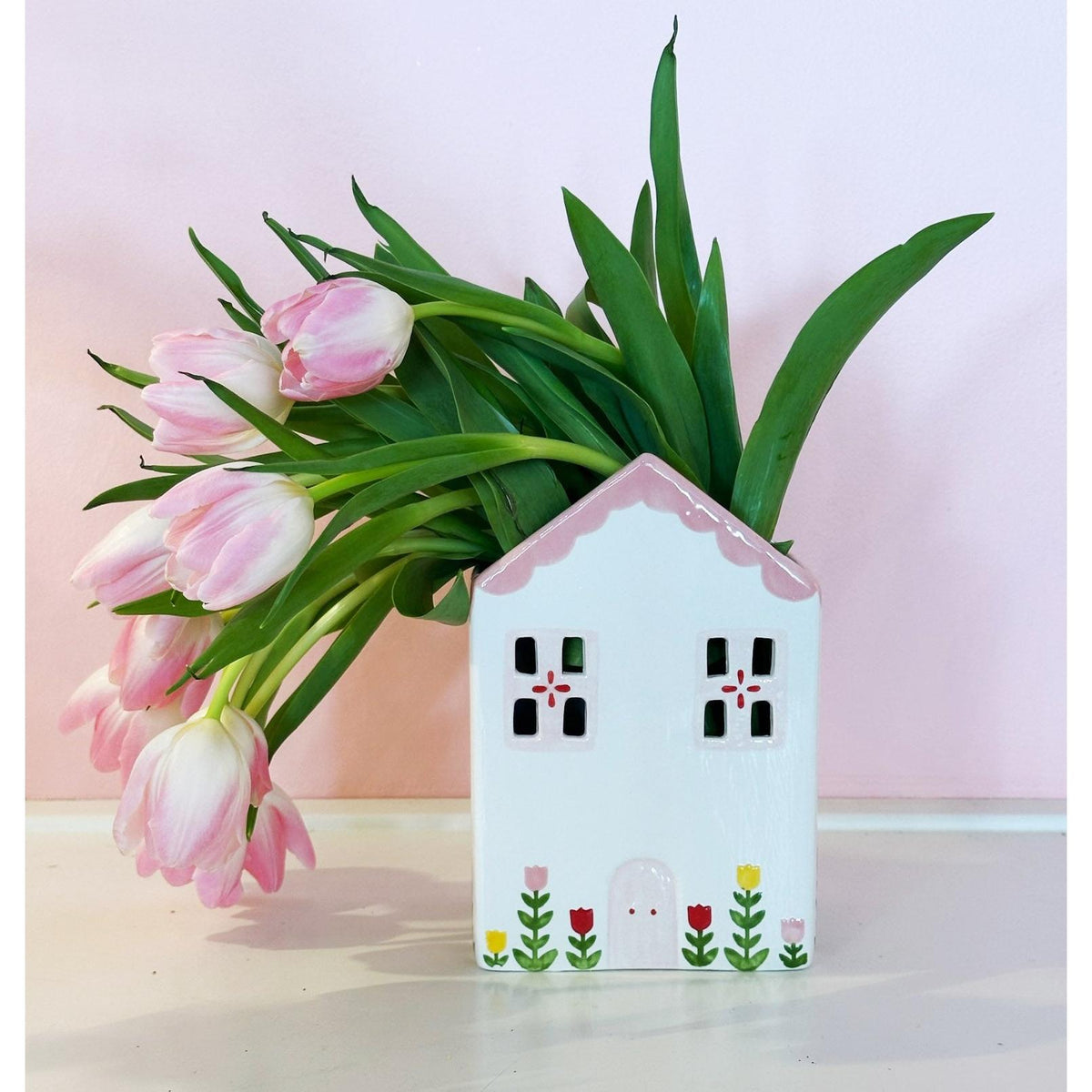 Tulip Fever Scalloped House Vase/Container