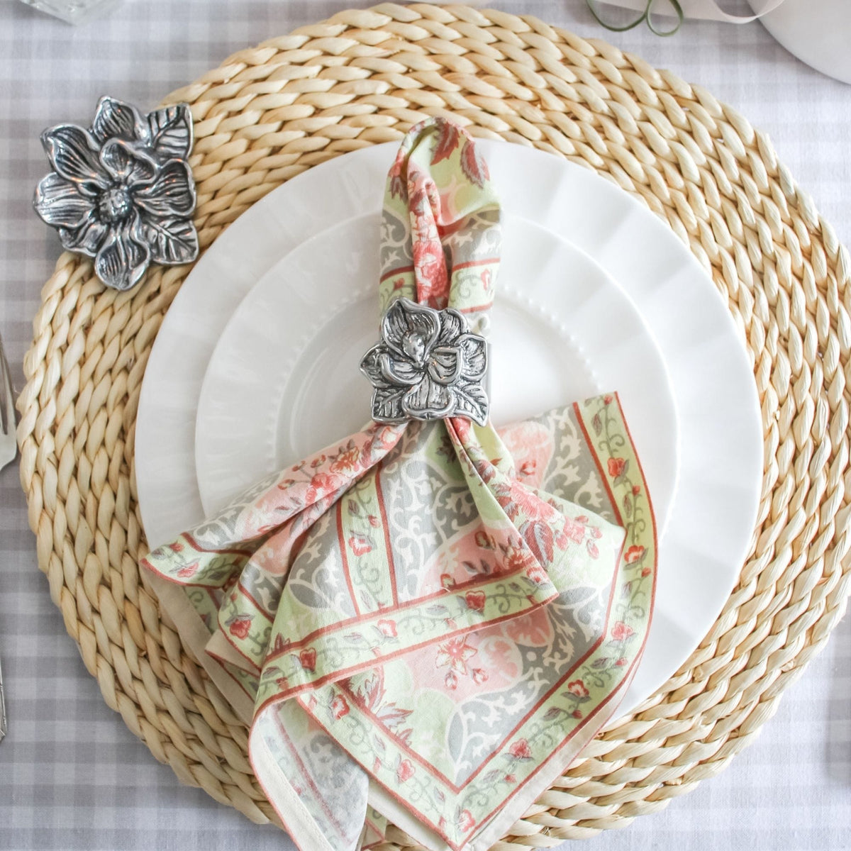 Magnolia Napkin Rings - set of 4