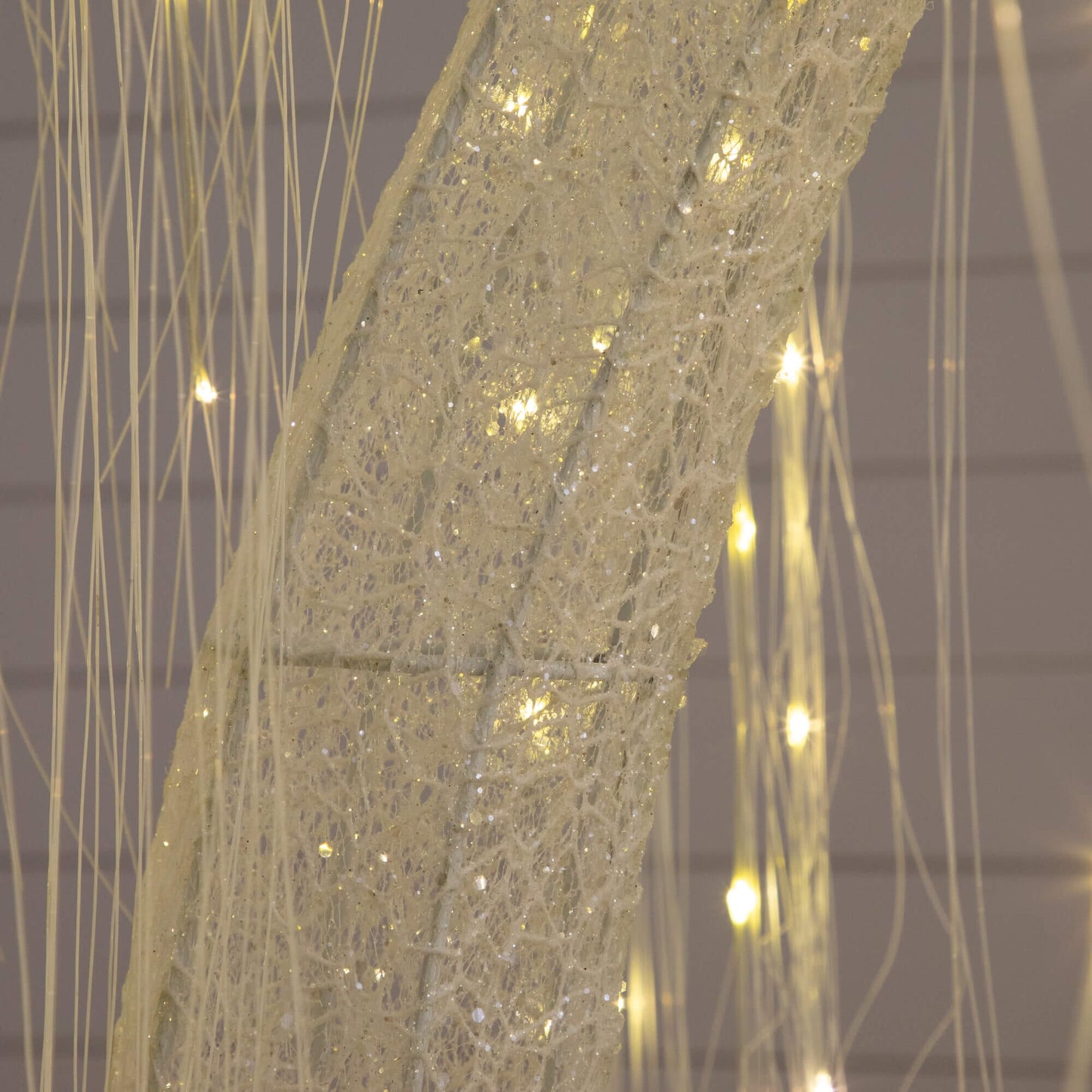 7' Pre-Lit Artificial White Willow Christmas Tree with 400 Cool White LED Light