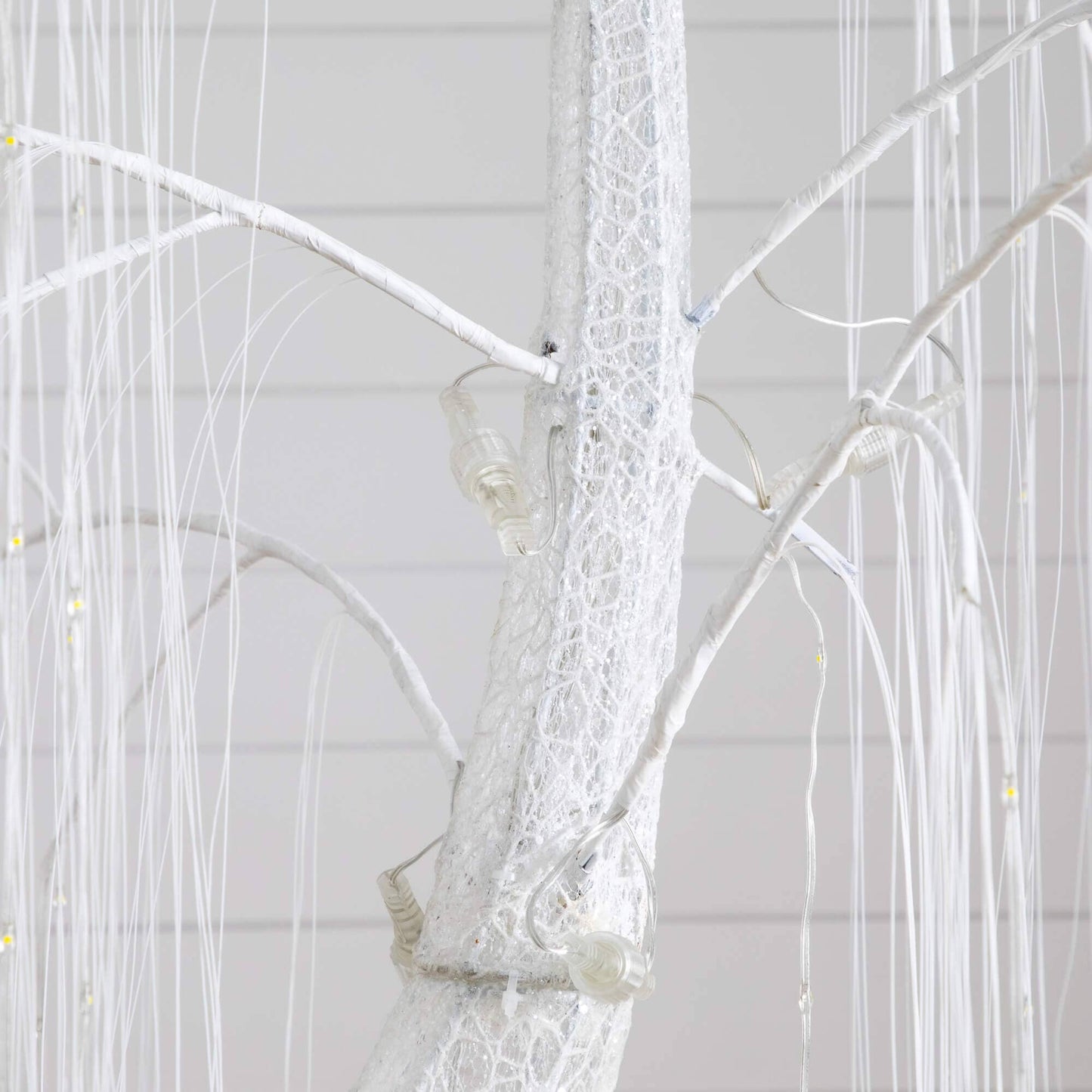 7' Pre-Lit Artificial White Willow Christmas Tree with 400 Cool White LED Light