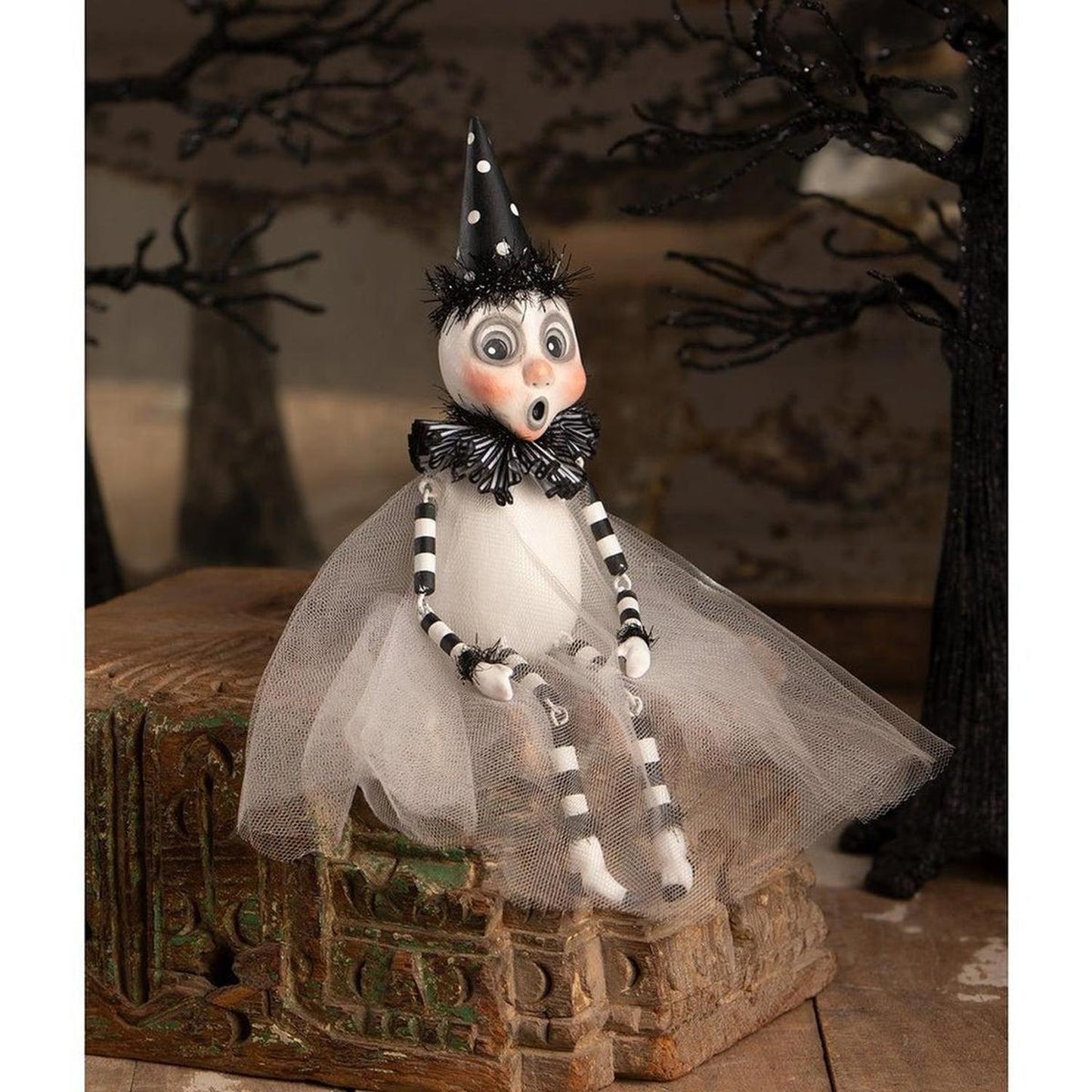 Party Ghost Sitter Halloween Figurine