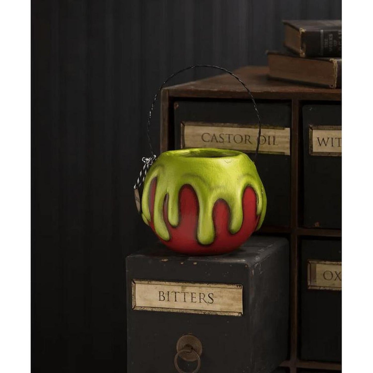 Small Red Apple Green Poison Bucket