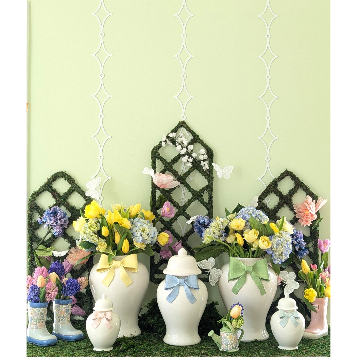 Ginger Jars with Sculpted Ceramic Bow in Moss Green