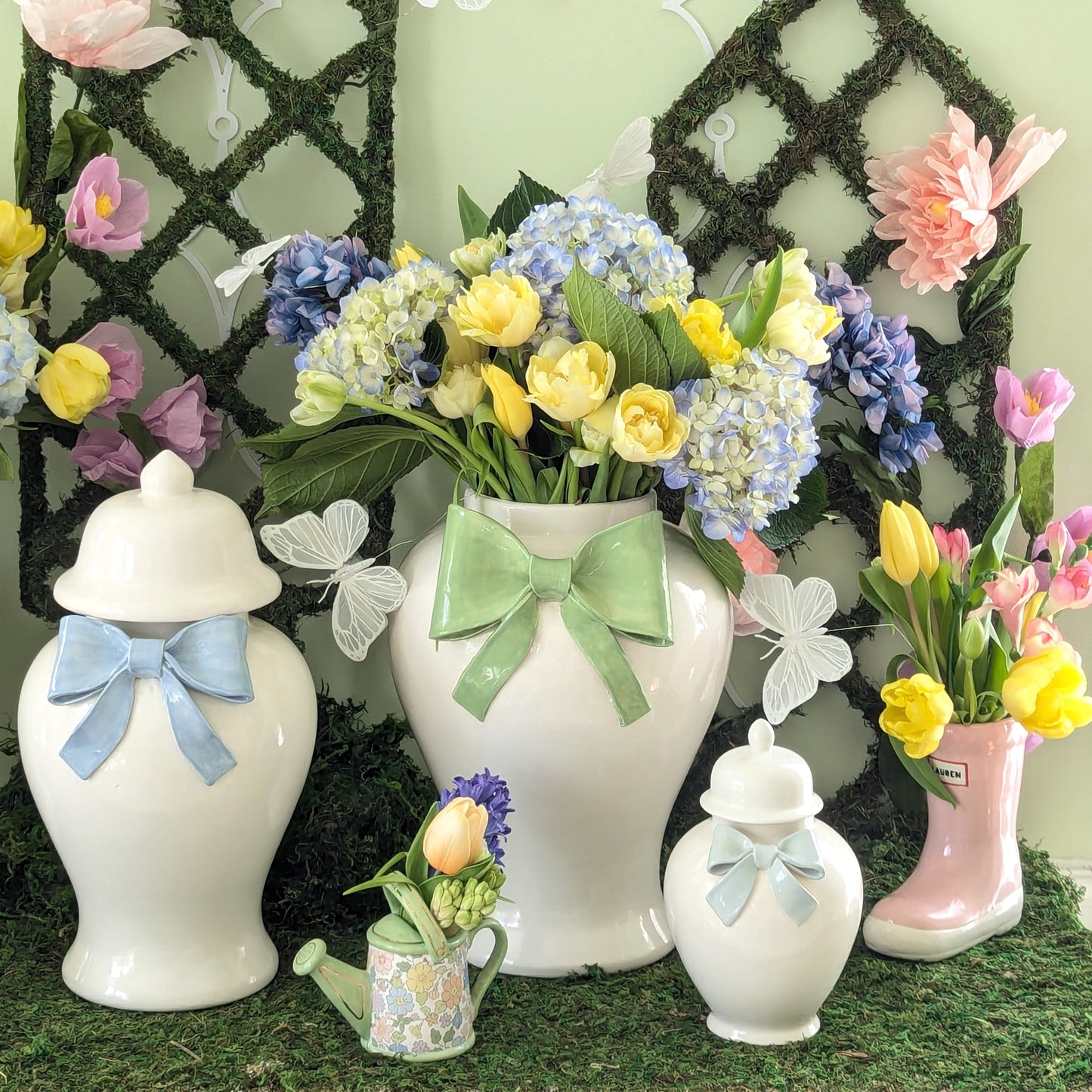 Ginger Jars with Sculpted Ceramic Bow in Hydrangea Light Blue