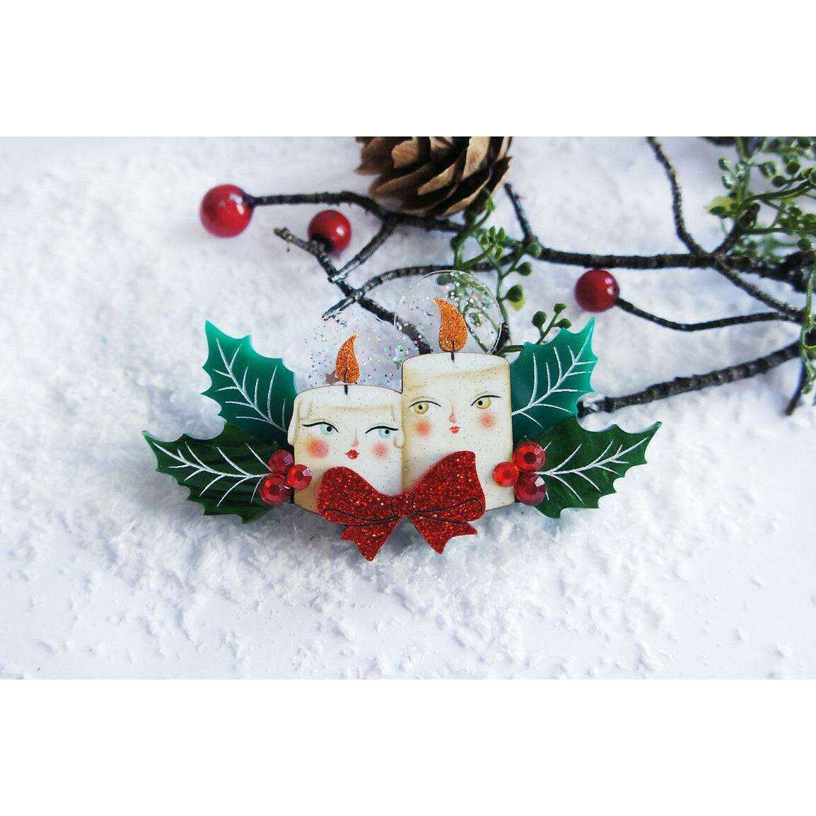 Christmas Candle Couple Brooch by Laliblue
