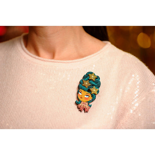 Christmas-Themed Brunette Hair Brooch with Earring Set by Laliblue – Retro Kitschy Statement Brooch for Collectors