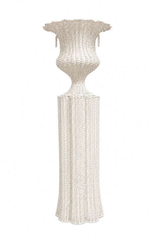a white sculpture with a white background