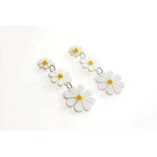 Daisies Earrings by Laliblue