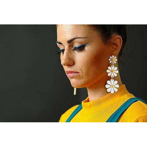 Daisies Earrings by Laliblue