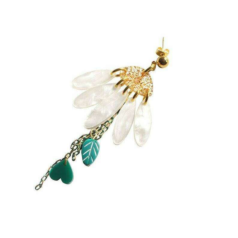Daisies Petals Earrings by Laliblue