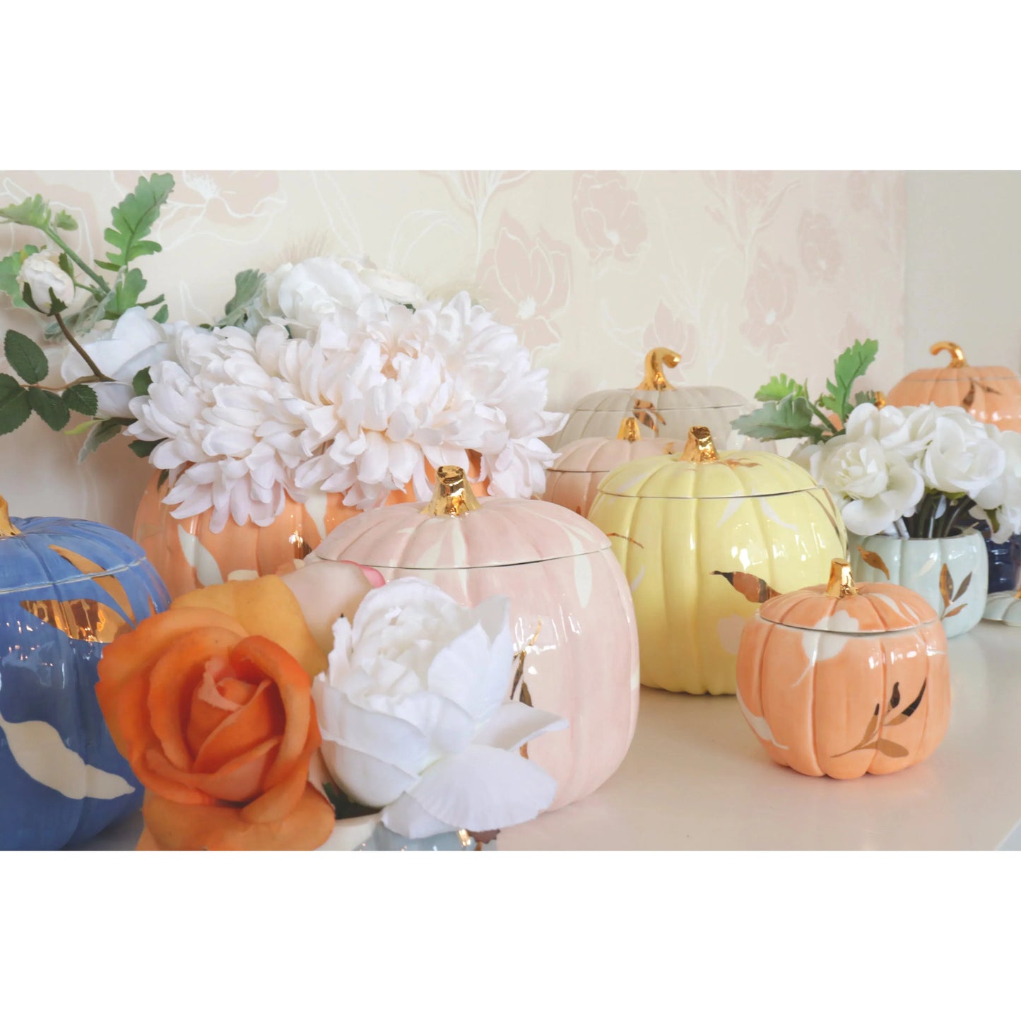 Layered Leaves Pumpkin Jars with 22K Gold Accents in Pink