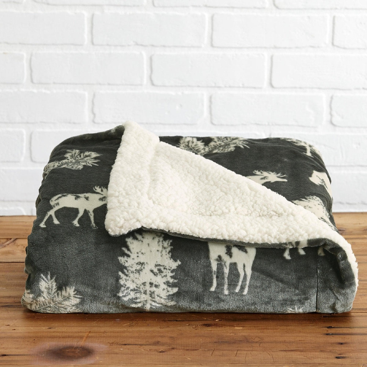 Sherpa Throw Blanket - Hudson Collection