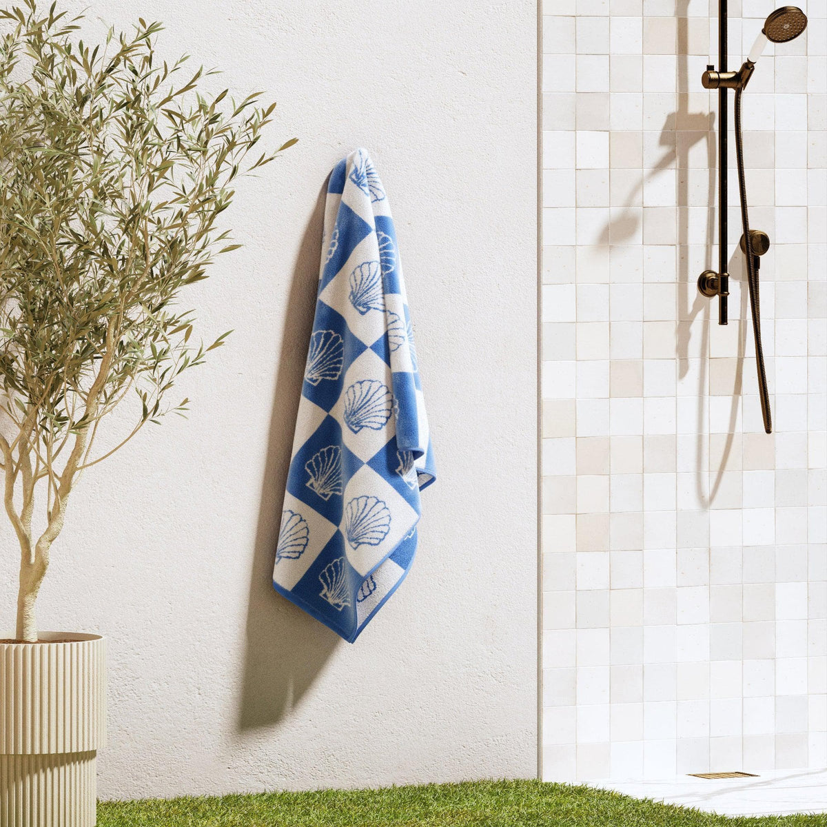 Oversized Retro Printed Beach Towel - St. Barts Collection