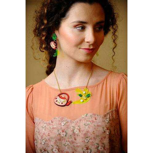 Green Teapot Necklace by Laliblue