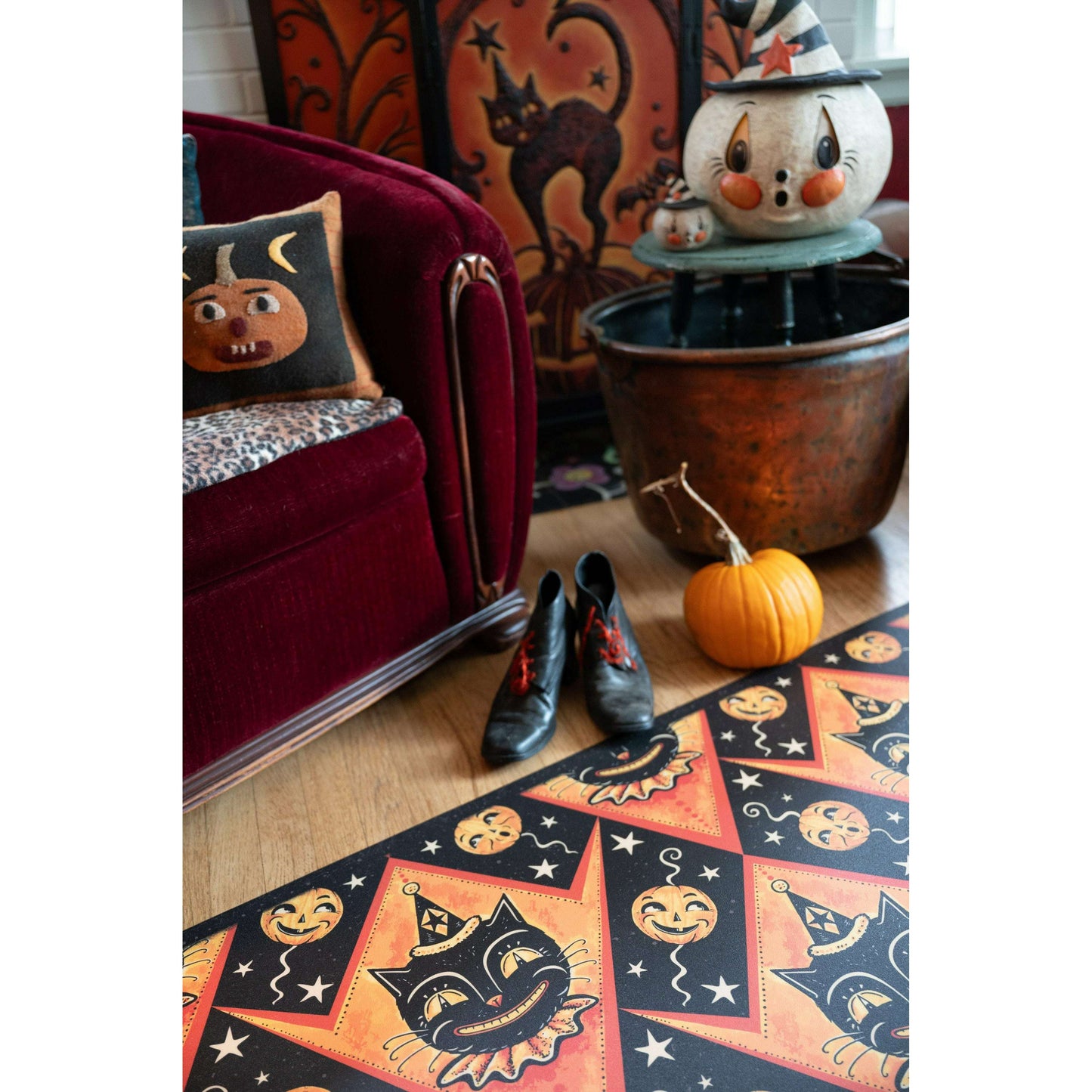 Grinning Black Cat Jack 56” Harlequin Vinyl Floor Decor