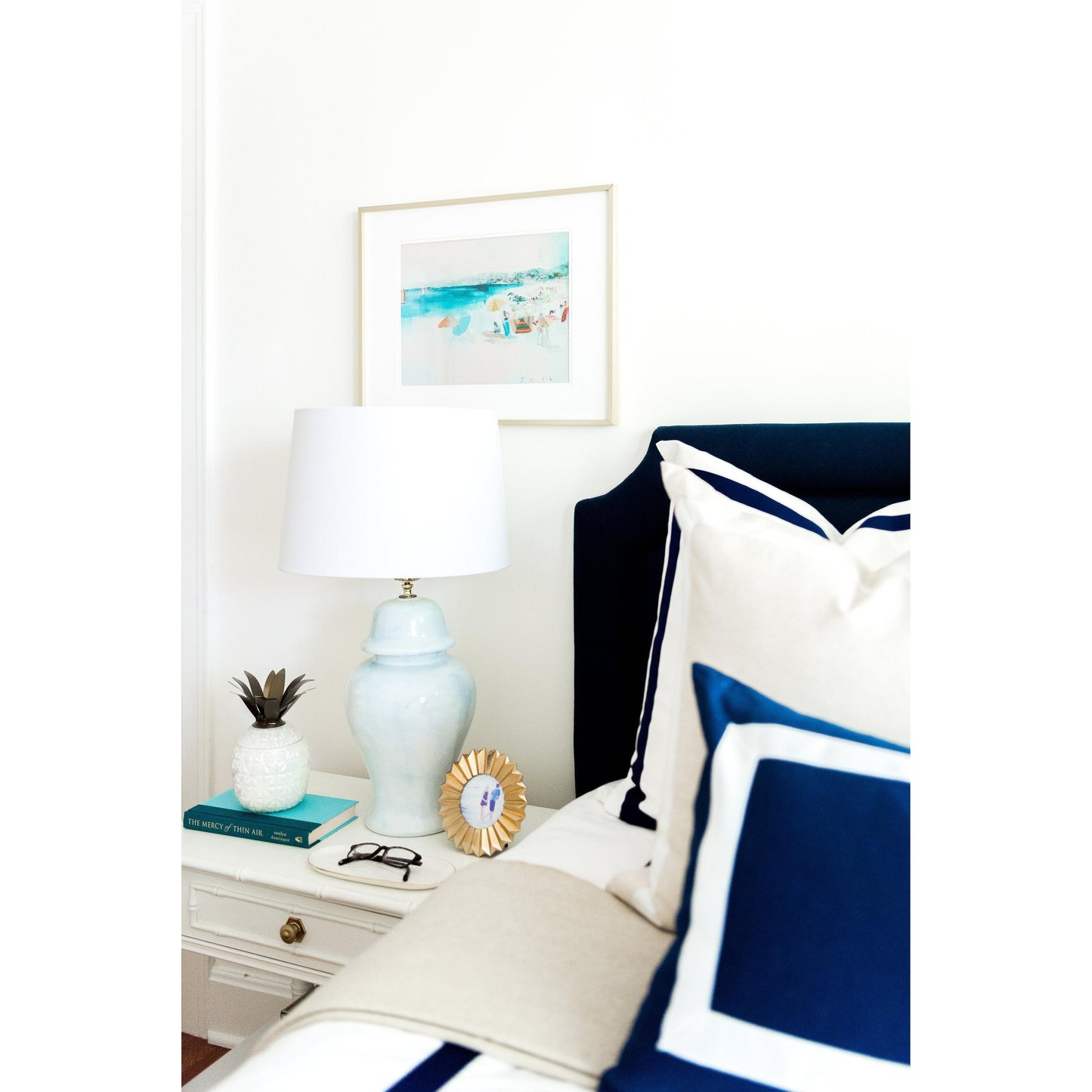 Hydrangea Light Blue Ginger Jar Lamp