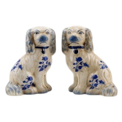 DFP Staffordshire Blue & White Floral Chinoiserie Dogs Pair Small Figurines