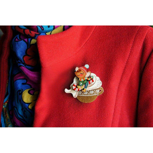 Little Mouse on Cappuccino Cream Brooch by Laliblue