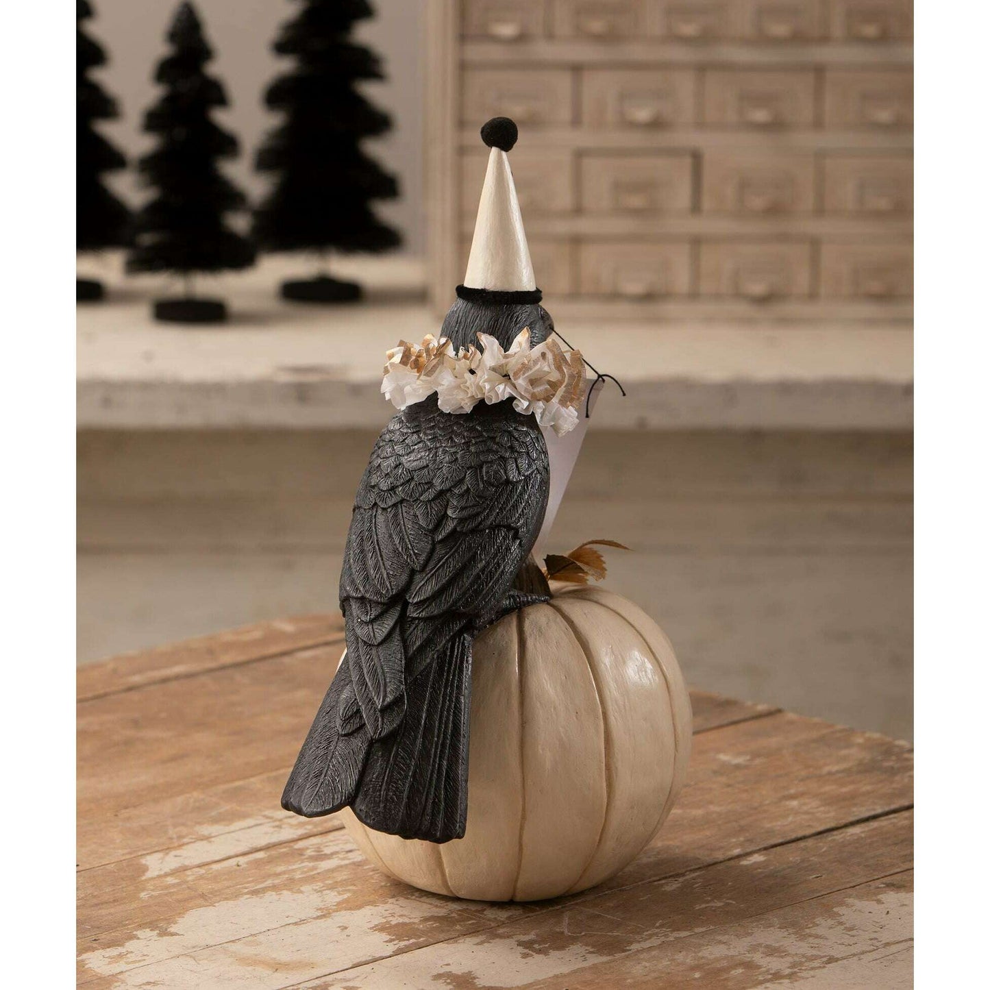 Midnight Messenger Crow | Halloween Decor | Bethany Lowe