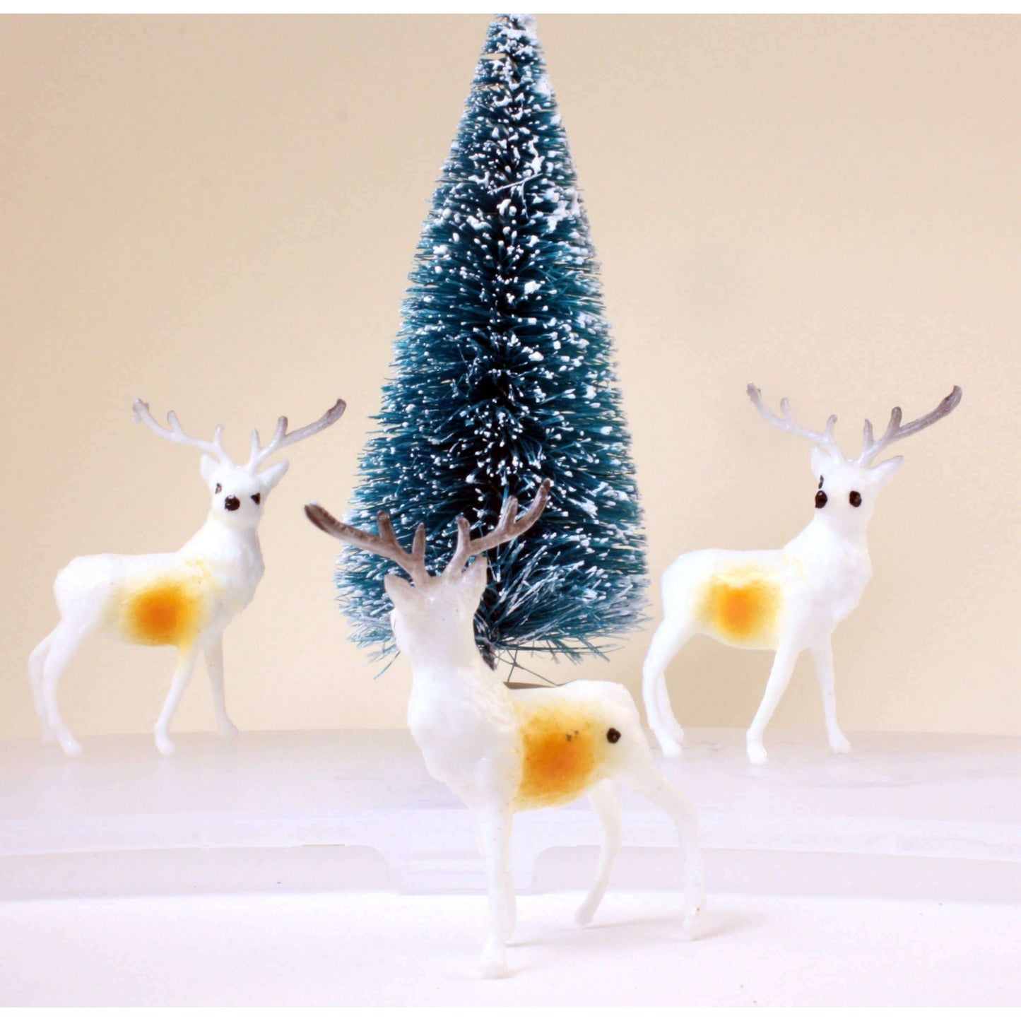 New Old Stock 1.5" Reindeer Decorative Figurine, 1960s