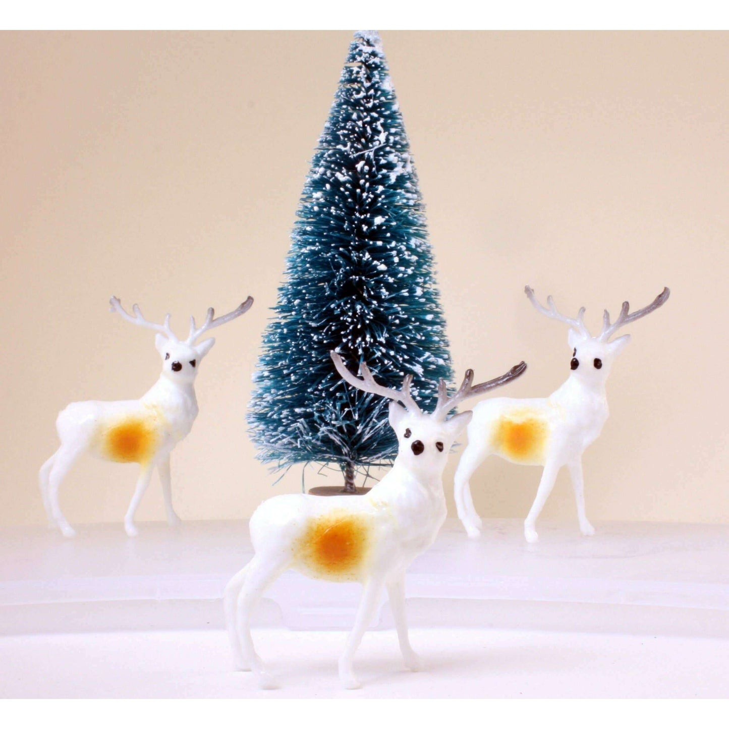 New Old Stock 1.5" Reindeer Decorative Figurine, 1960s