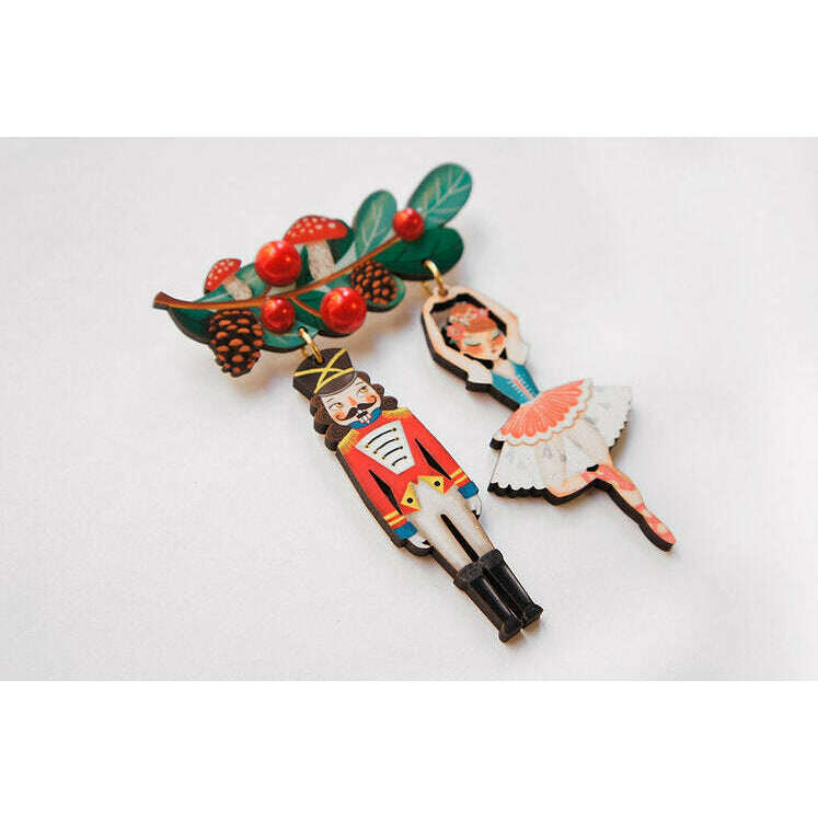 Nutcracker Couple Brooch by Laliblue