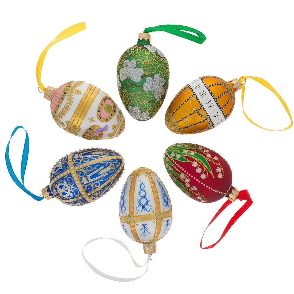 a group of ornaments in a circle
