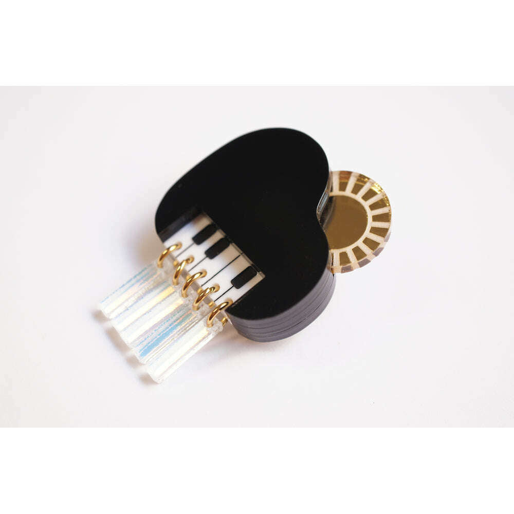 Piano cloud with sun brooch by Laliblue