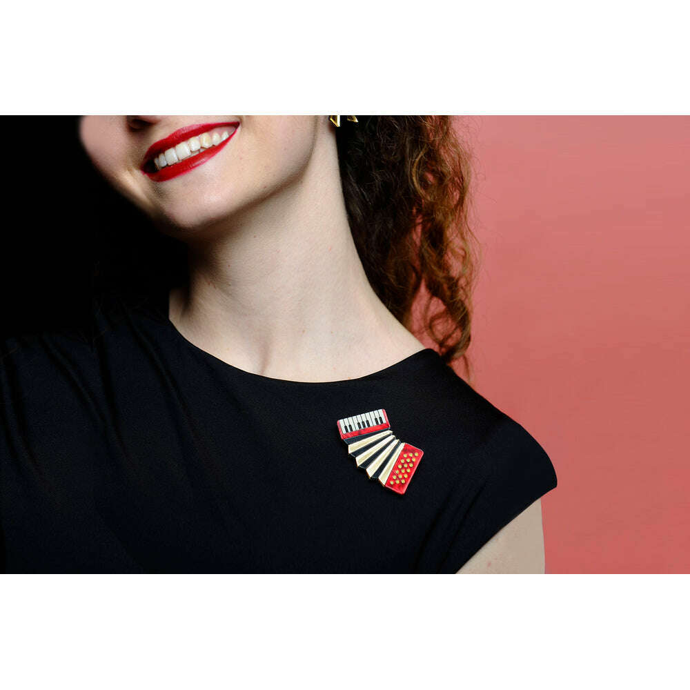 Red Accordion Brooch by Laliblue