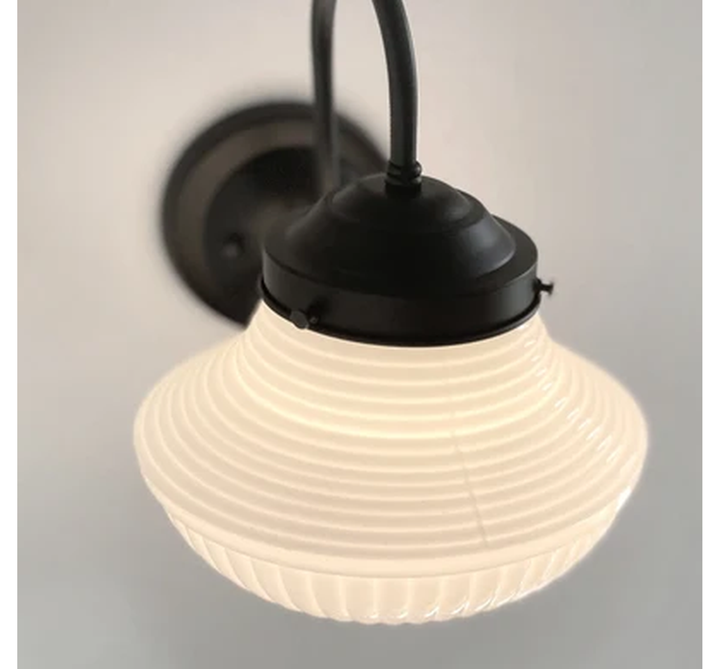 Traditional Schoolhouse Sconce Wall Light