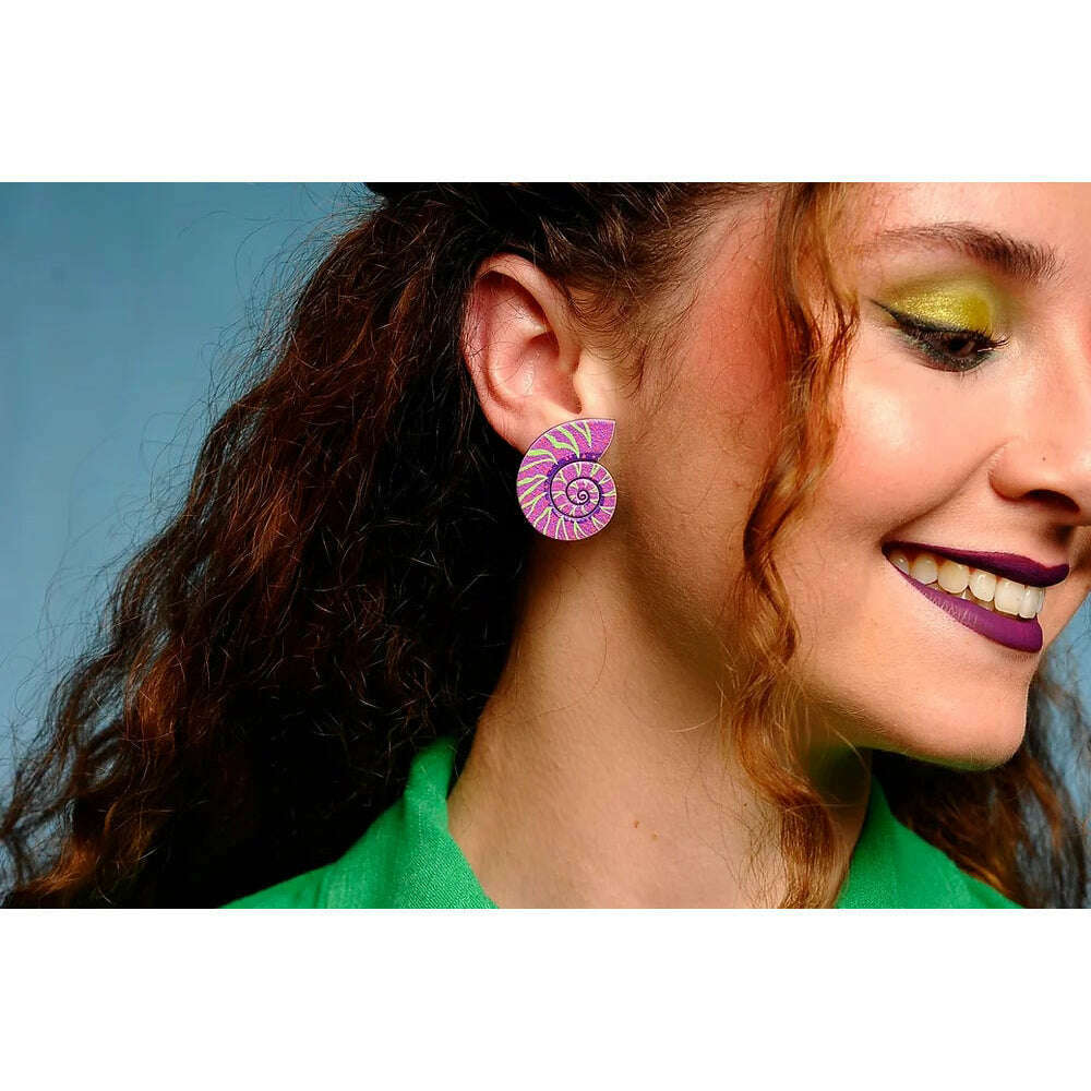 Sea Snail Earrings by Laliblue