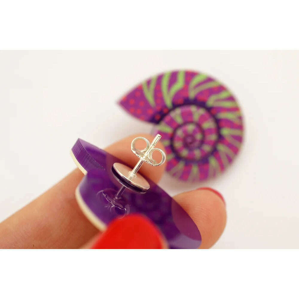Sea Snail Earrings by Laliblue