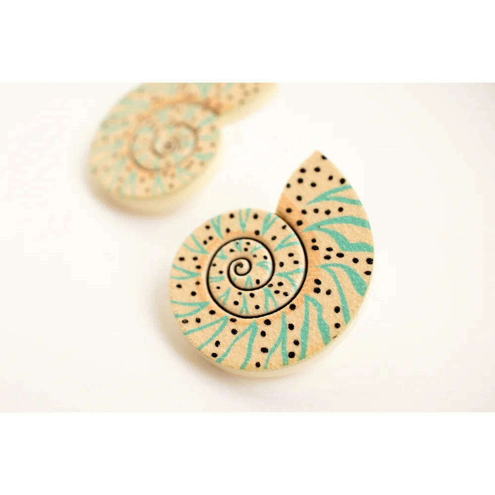Sea Snail Earrings by Laliblue