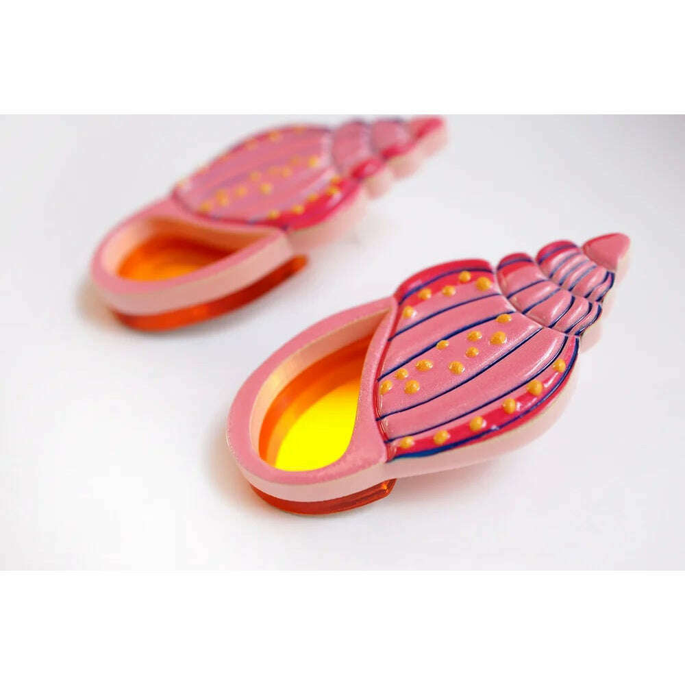 Shell Earrings by Laliblue