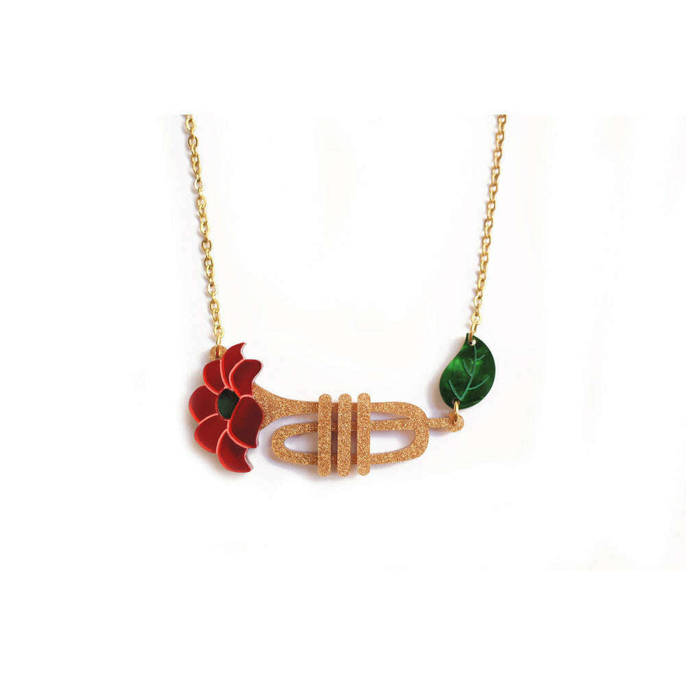 Trumpet with flower necklaces by Laliblue