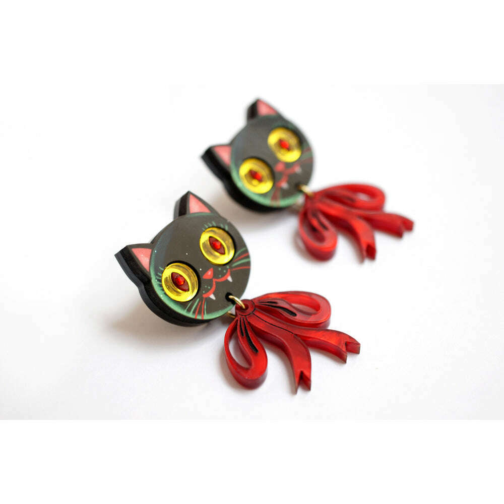 Vampire Kitten Earrings by Laliblue