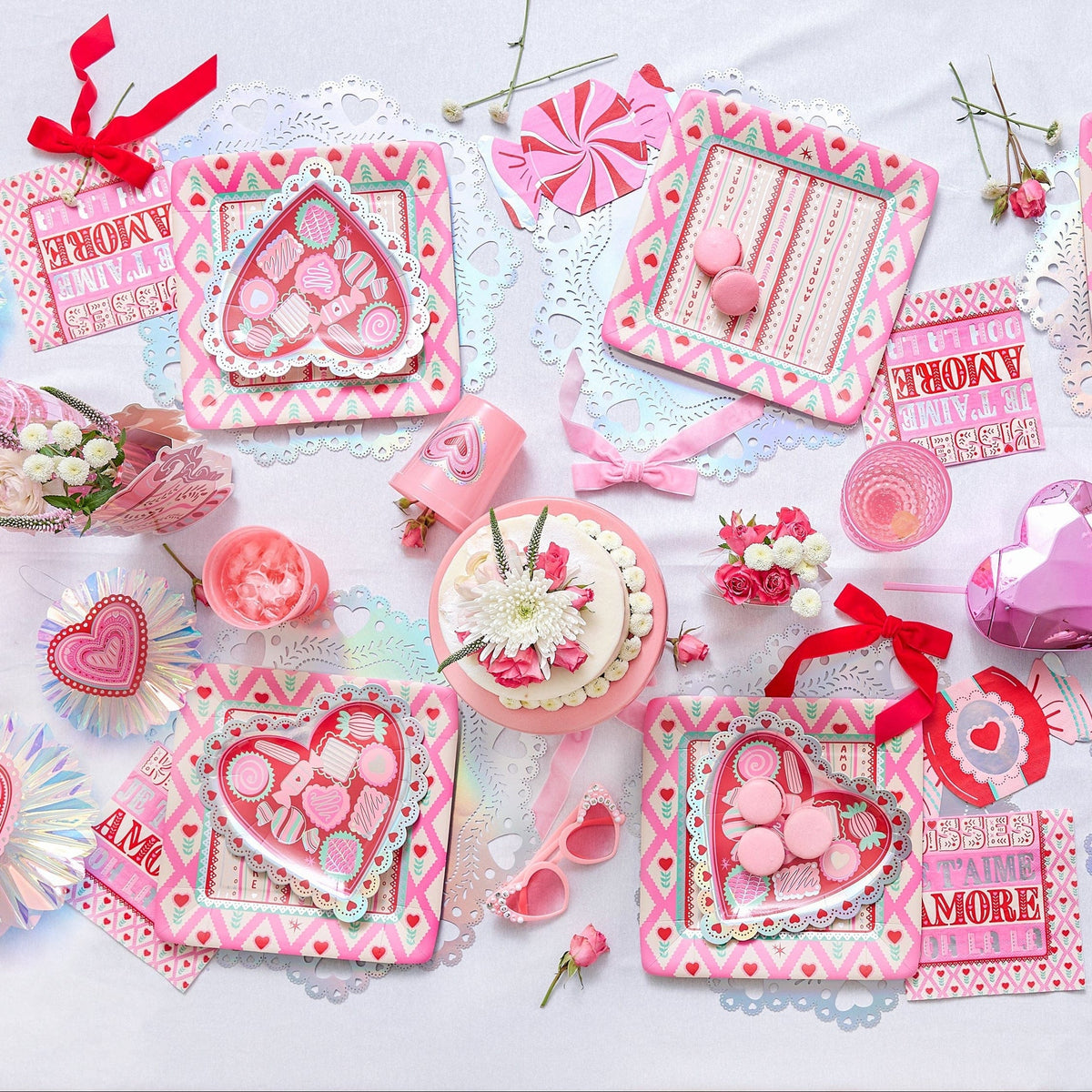 Sweetheart Iridescent Doily Placemats (10 count)