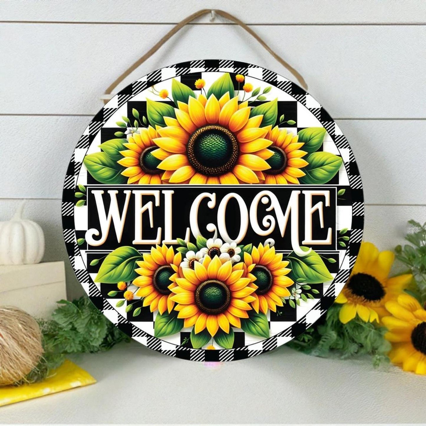 Welcome Black Check Sunflower Round Sign