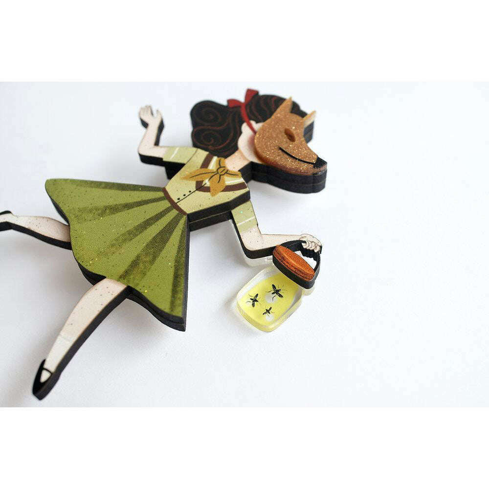 Wolf Scout Brooch by Laliblue